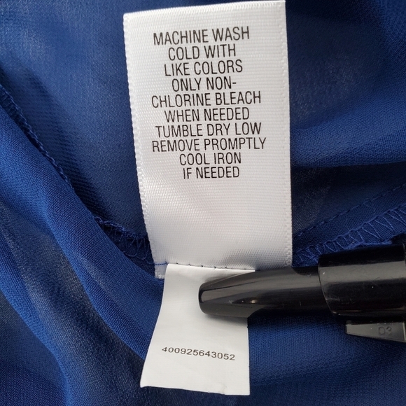 Navy Blue Cutout COLD SHOULDER Blouse- APT. 9- WOMENS SIZE LARGE - Picture 8 of 13